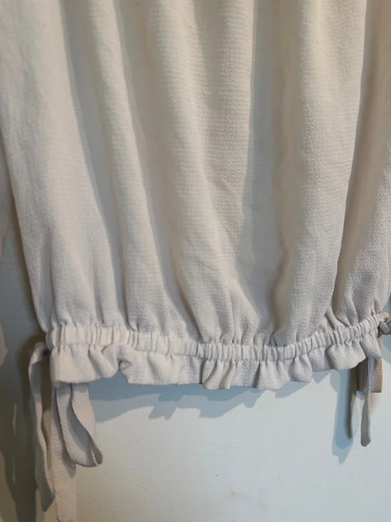 Papermoon Cream Off-Shoulder Tie-Hem Blouse - Picture 6 of 6